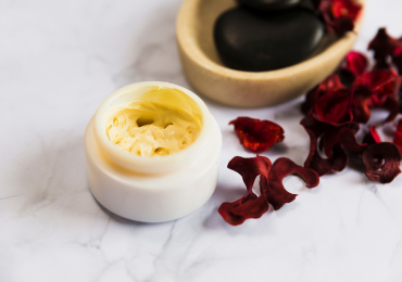 Kumkumadi Cream and its Benefits & Uses: Transform Your Skin