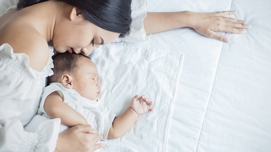 How New Moms Can Maintain Healthy Skin: A Cautious Approach to Postpartum Skincare
