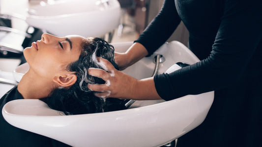 Why Choose Herbal Shampoo Over Synthetic Alternatives?